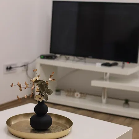 Jelena Ii Lejlighed *